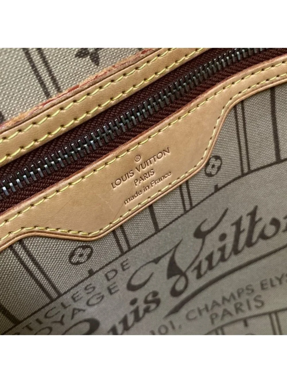 Louis Vuitton category tote